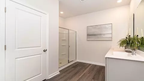 Bath - 218 Ridley St, Longs, SC 29568 photo 2 of 3