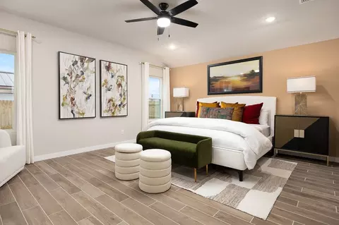 Bedroom - 2012 Hydrangea St, Weslaco, TX 78599 photo 4 of 6