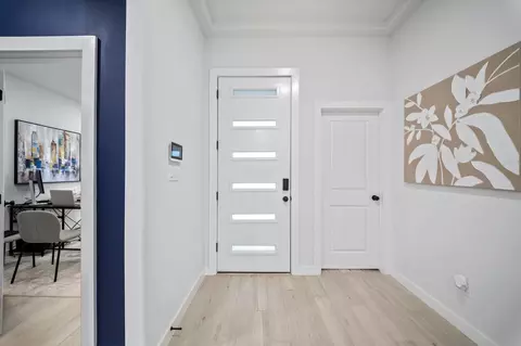 Entry Way - 2012 Hydrangea St, Weslaco, TX 78599 photo 3 of 4