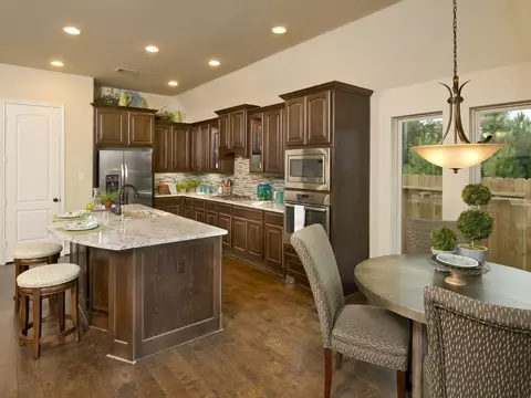 Kitchen - 228 Star Rush Trl, Georgetown, TX 78633 photo 6 of 7