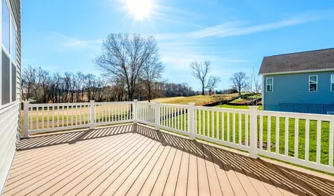 Exterior - 1925 Sunset Ln, Culpeper, VA 22701 photo 6 of 11