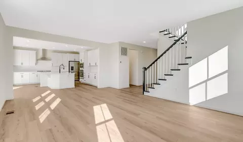 Living - 1925 Sunset Ln, Culpeper, VA 22701 photo 2 of 3