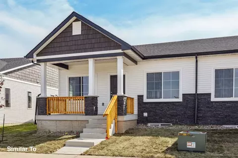 912 Sawgrass Dr, Norwalk, IA 50211