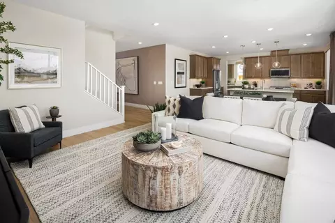 1577 Revelry Dr, Lincoln, CA 95648