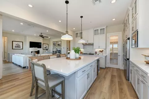 Kitchen - 1308 Bear Creek Dr, Rocklin, CA 95765 photo 3 of 14