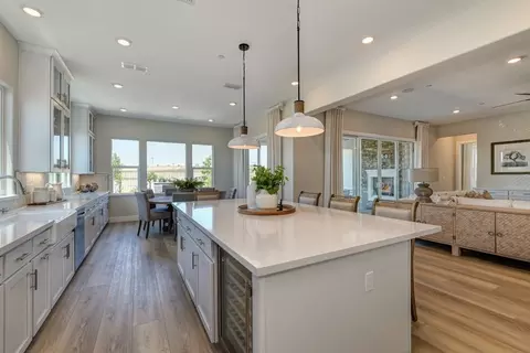 Kitchen - 1308 Bear Creek Dr, Rocklin, CA 95765 photo 4 of 14