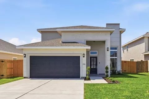2306 N 26th Dr, Hidalgo, TX 78557