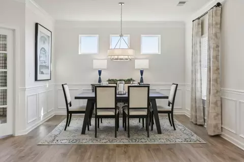 Dining - Bouy Blvd, Elberta, AL 36530 photo 2 of 3