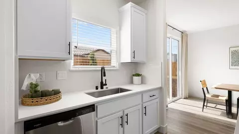 Kitchen - 3943 W Babcock Ave, Visalia, CA 93291 photo 3 of 3