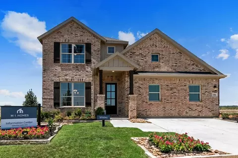 Exterior - 7304 Poplar Dr, Argyle, TX 76226 photo 4 of 9