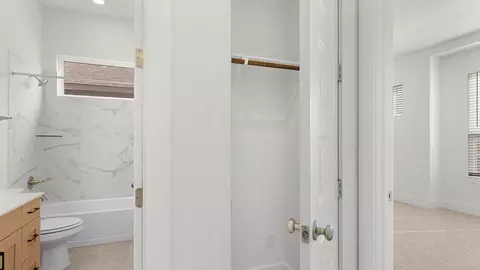328 W Faulkner St, Liberty Hill, TX 78642