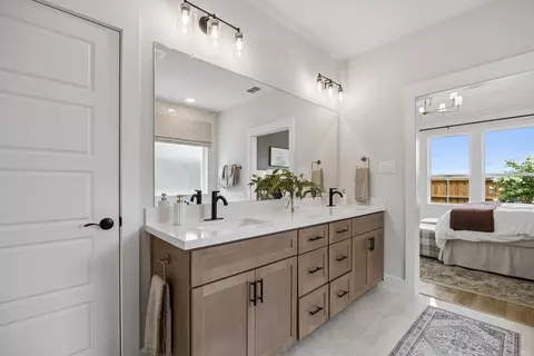 Bath - 3985 Olin Way, Celina, TX 75009 photo 6 of 11