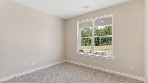 Bedroom - 719 Eagle Cv, Wetumpka, AL 36093 photo 12 of 15