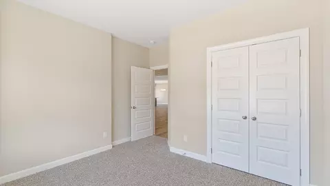 Bedroom - 719 Eagle Cv, Wetumpka, AL 36093 photo 13 of 15