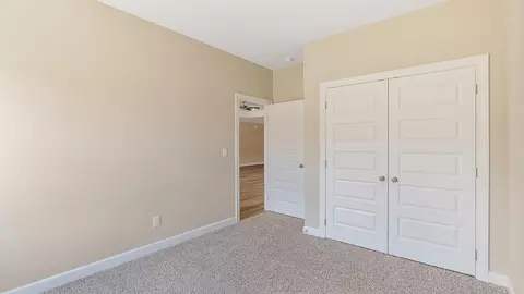 Bedroom - 719 Eagle Cv, Wetumpka, AL 36093 photo 11 of 15