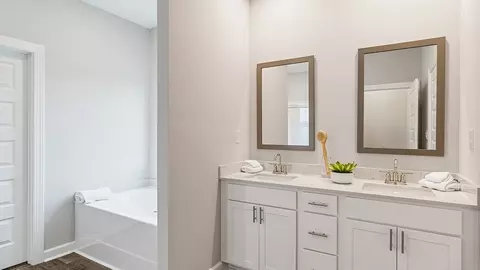 Bath - 719 Eagle Cv, Wetumpka, AL 36093 photo 3 of 10