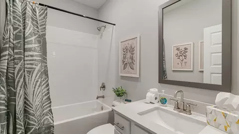 Bath - 719 Eagle Cv, Wetumpka, AL 36093 photo 8 of 10