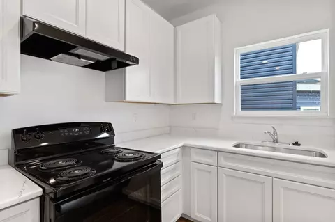 Kitchen - 986 Grandview Ln, Pacific, MO 63069 photo 15 of 15