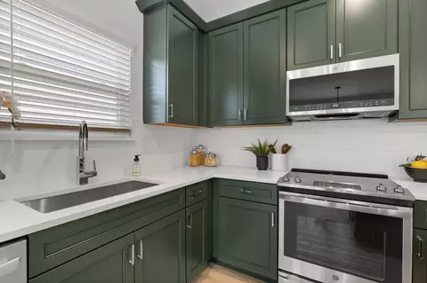 Kitchen - 986 Grandview Ln, Pacific, MO 63069 photo 5 of 15