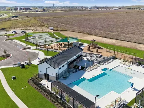 View/Area - 702 Universal Dr, Hutto, TX 78634 photo 3 of 13