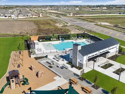 View/Area - 702 Universal Dr, Hutto, TX 78634 photo 2 of 13