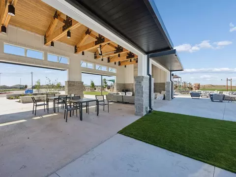 View/Area - 702 Universal Dr, Hutto, TX 78634 photo 9 of 13