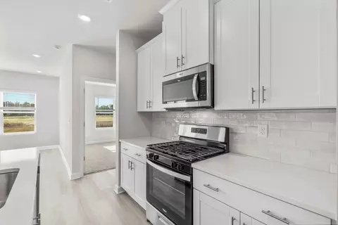 305 Pone St, Toney, AL 35773