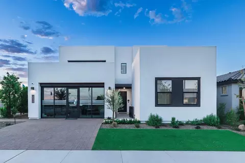Exterior - 10323 E Ulysses Ave, Mesa, AZ 85212 photo 4 of 11