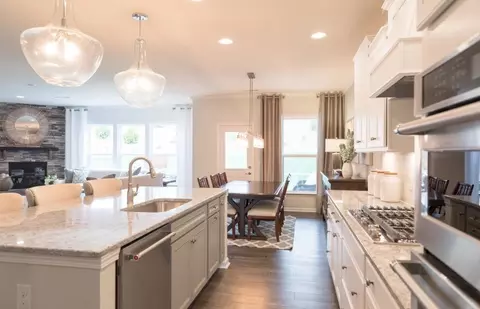 Kitchen - 255 Willow Brook Ave, Angier, NC 27501 photo 3 of 7