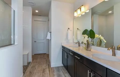 Bath - 15502 Horizon View Loop, Clermont, FL 34711 photo 1 of 1