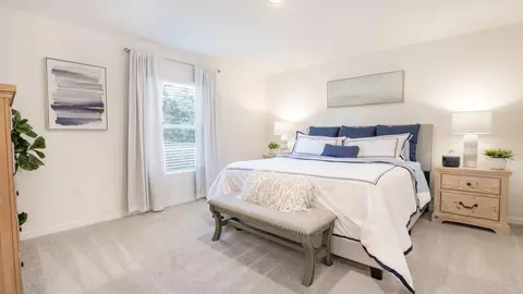 Bedroom - 2214 Elegant Mnr Cir, Edgewater, FL 32141 photo 1 of 2