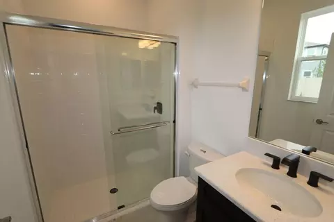 Bath - 1122 Brittany Dr, Delaware, OH 43015 photo 1 of 3