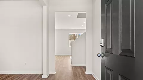 Entry Way - 408 Teamon Pointe Dr, Griffin, GA 30223 photo 1 of 4