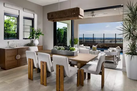 Dining - 441 Narcissus, Irvine, CA 92602 photo 1 of 2