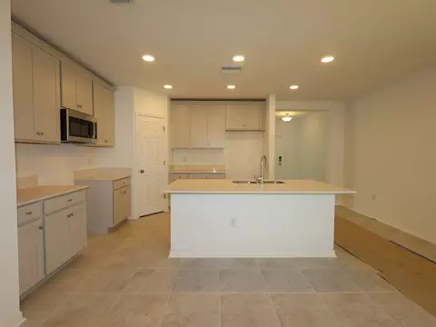 12304 Stirrup Dr, Dade City, FL 33525