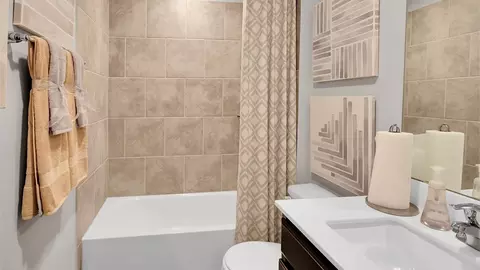 Bath - 209 Boatright Blvd, Jarrell, TX 76537 photo 4 of 5