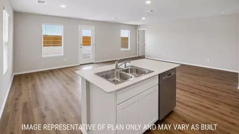 Kitchen - 209 Boatright Blvd, Jarrell, TX 76537 photo 2 of 4
