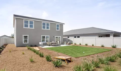 Exterior - 6406 Gorini Ln, Bakersfield, CA 93313 photo 4 of 9