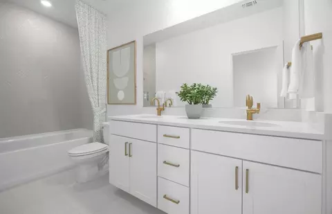 Bath - 3892 Anchor Ct, Roseville, CA 95747 photo 1 of 1
