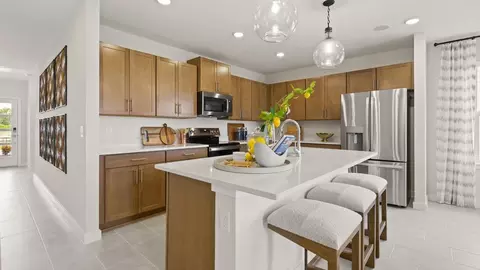 Kitchen - 219 Meredith Blvd, Winter Haven, FL 33881 photo 6 of 8