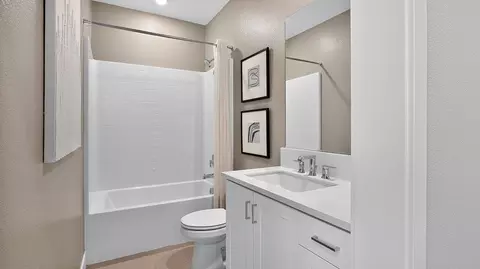 Bath - 500 Park Drive Unit #224, Carson, CA 90745 photo 4 of 5