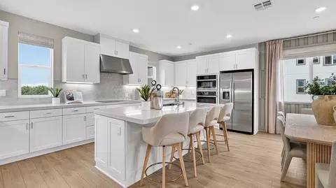 Kitchen - 500 Park Drive Unit #224, Carson, CA 90745 photo 1 of 7