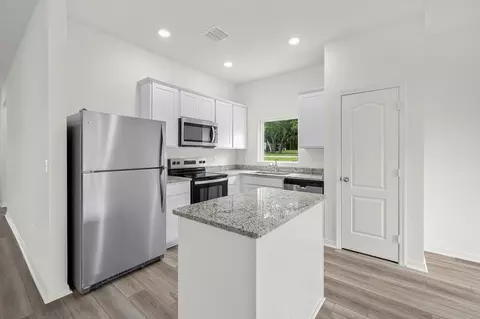 Kitchen - 13390 Tula Loop, Astatula, FL 34705 photo 1 of 1
