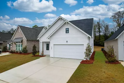 Exterior - 1004 Crossing Ct E, Valley, AL 36854 photo 5 of 10