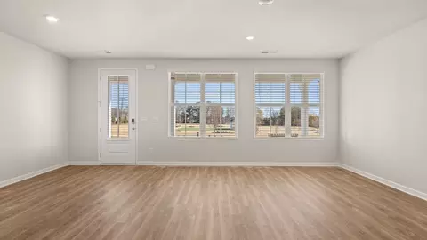 Living - 467 Tate St, Monroe, GA 30655 photo 3 of 6