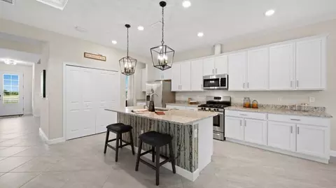 Kitchen - Verawood Loop, Estero, FL 33928 photo 6 of 7
