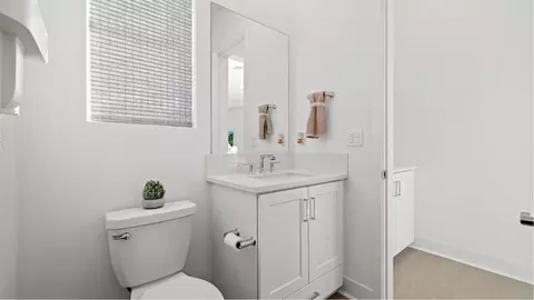 Bath - 26676 Eclipse Way, Valencia, CA 91381 photo 2 of 4