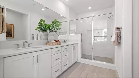 Bath - 26676 Eclipse Way, Valencia, CA 91381 photo 1 of 4
