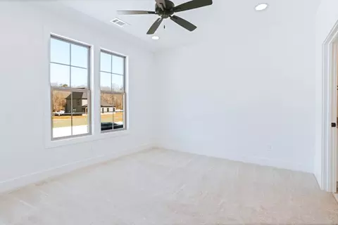 Bedroom - 100 Firefly Ln, Opelika, AL photo 2 of 6