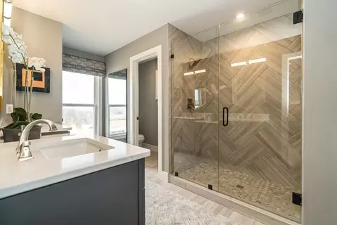 Bath - 8905 Eager Rd, Saint Louis, MO 63144 photo 2 of 2